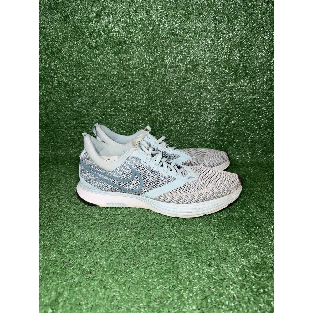 Nike Shoes Womens Size 10 Zoom Strike Blue Running Comfort Sneakers AJ0188-401